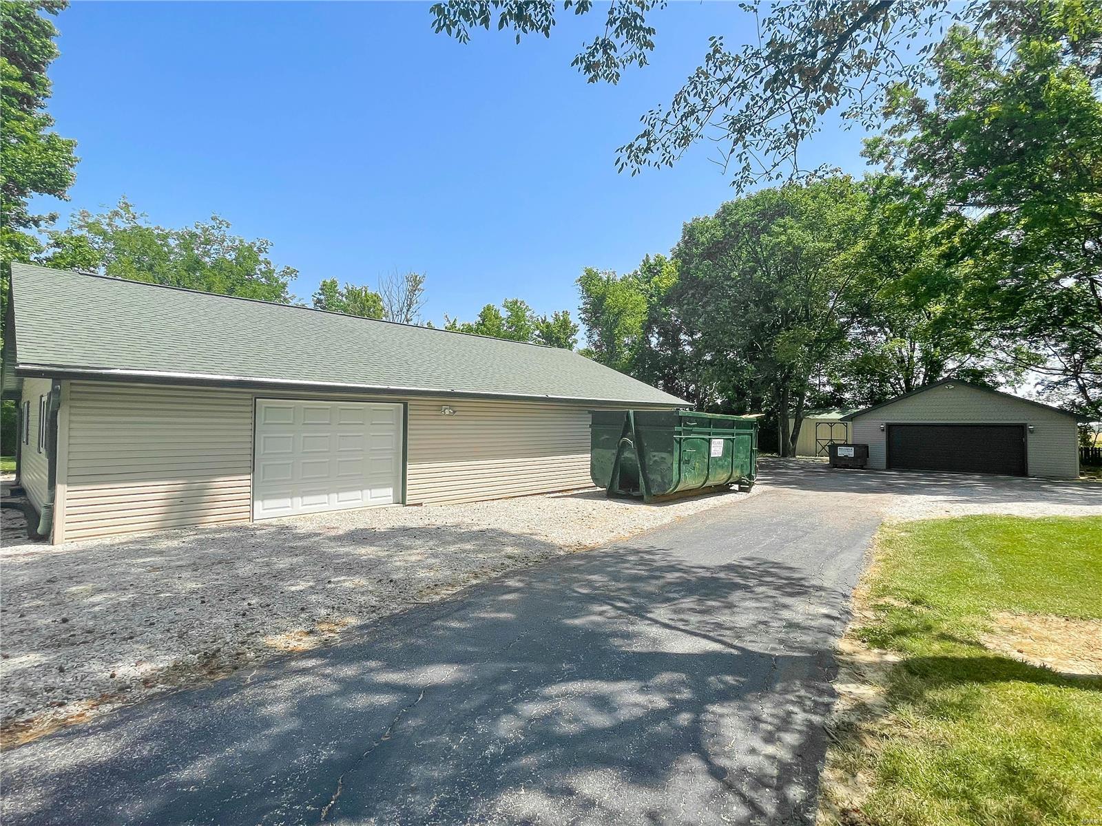 5761 Highway 156 Waterloo, IL 62298 - Photo 54 of 60 Gallery Image 54