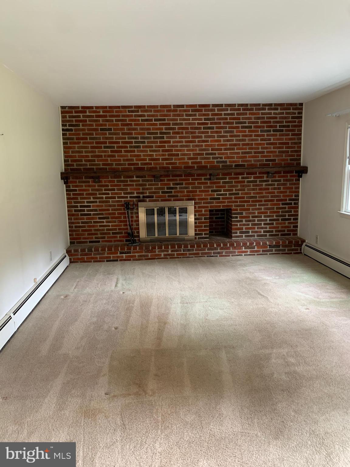 193 Rice Drive Morrisville, PA 19067 - Photo 16 of 47 family room