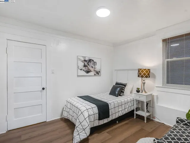 $898,000 | 473 Newton Avenue, Oakland, CA 94606