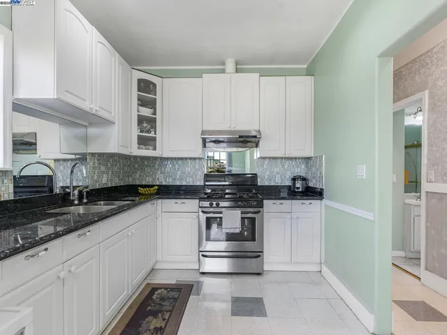 $898,000 | 473 Newton Avenue, Oakland, CA 94606