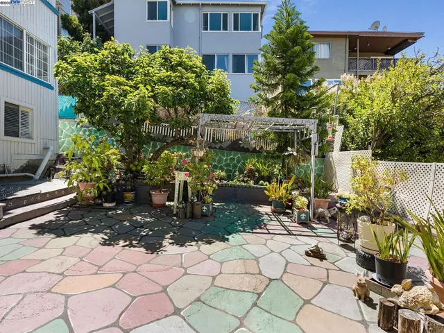 $898,000 | 473 Newton Avenue, Oakland, CA 94606