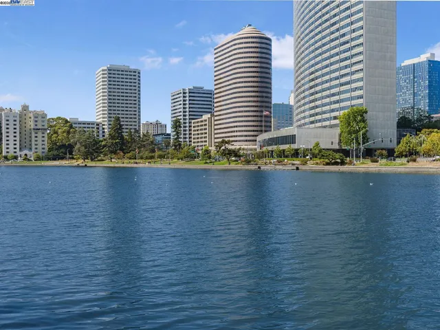 $898,000 | 473 Newton Avenue, Oakland, CA 94606