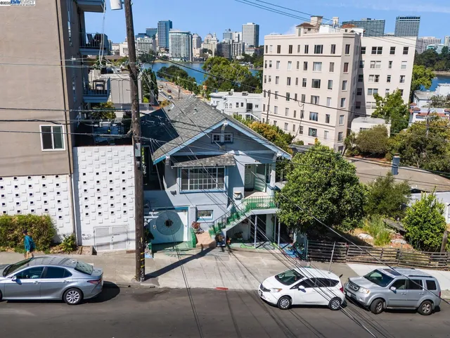 $898,000 | 473 Newton Avenue, Oakland, CA 94606