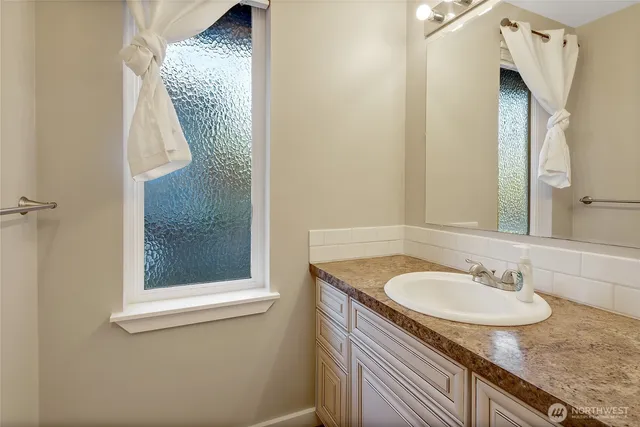 $509,950 | 316 Antonie Avenue North, Eatonville, WA 98328