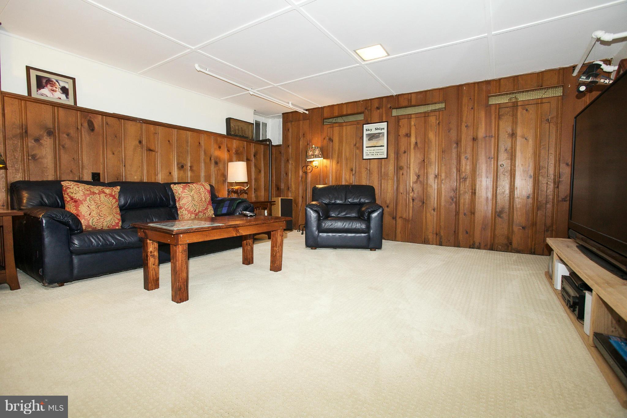 202 Dunkirk Road Baltimore, MD 21212 - Photo 24 of 30 Family Room