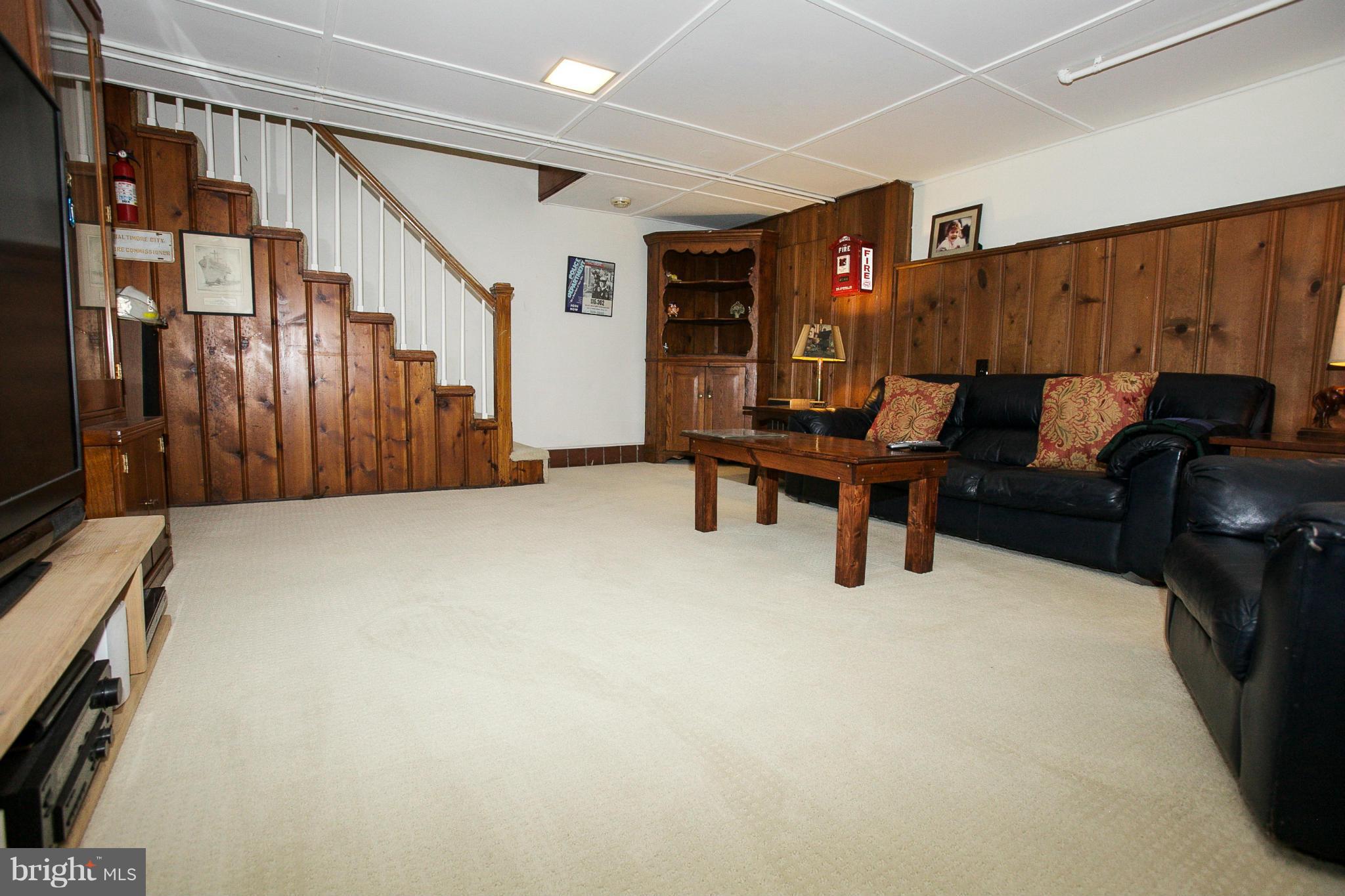 202 Dunkirk Road Baltimore, MD 21212 - Photo 25 of 30 Family Room