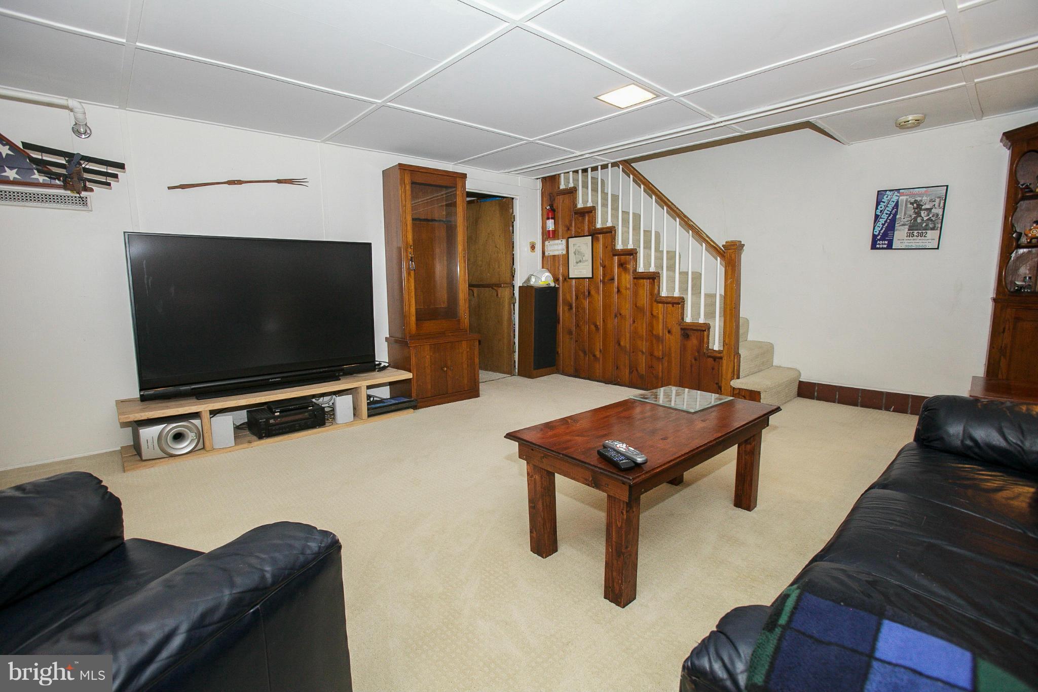 202 Dunkirk Road Baltimore, MD 21212 - Photo 26 of 30 Family Room