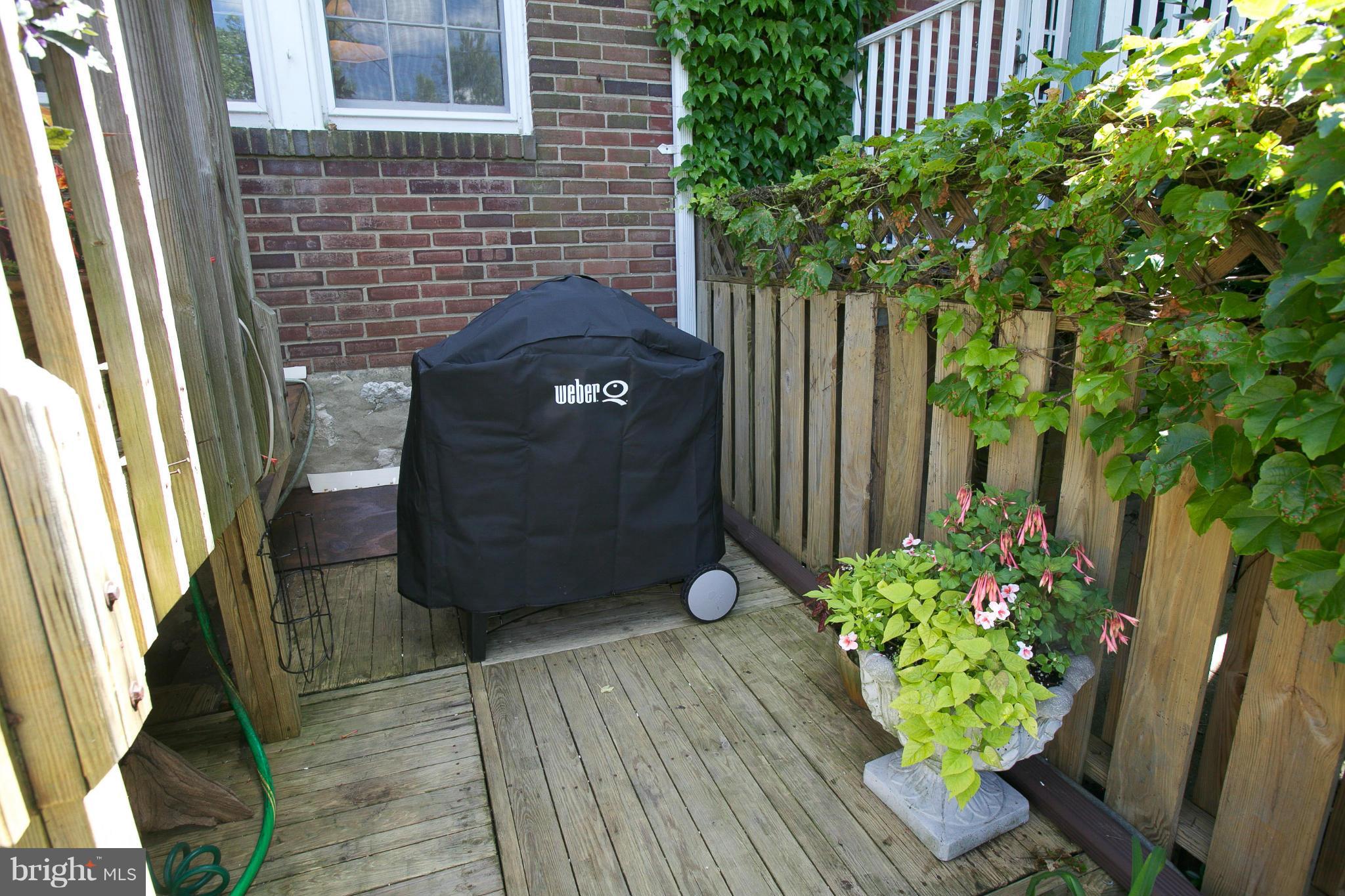 202 Dunkirk Road Baltimore, MD 21212 - Photo 30 of 30 Exterior (Rear)