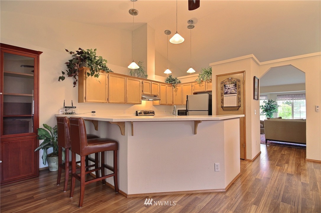 22734 Southeast 264th Place Maple Valley, WA 98038 - Photo 12 of 25