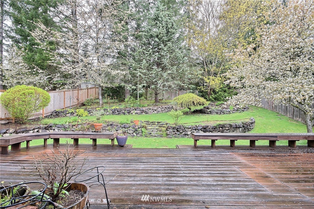22734 Southeast 264th Place Maple Valley, WA 98038 - Photo 24 of 25