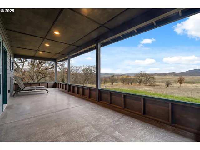 $829,000 | 7245 Dell Road West, Mosier, OR 97040