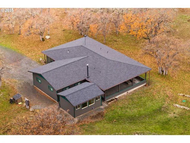 $829,000 | 7245 Dell Road West, Mosier, OR 97040