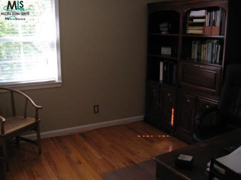 1762 Graefield Road Birmingham, MI 48009 - Photo 9 of 9 555962-8.JPG