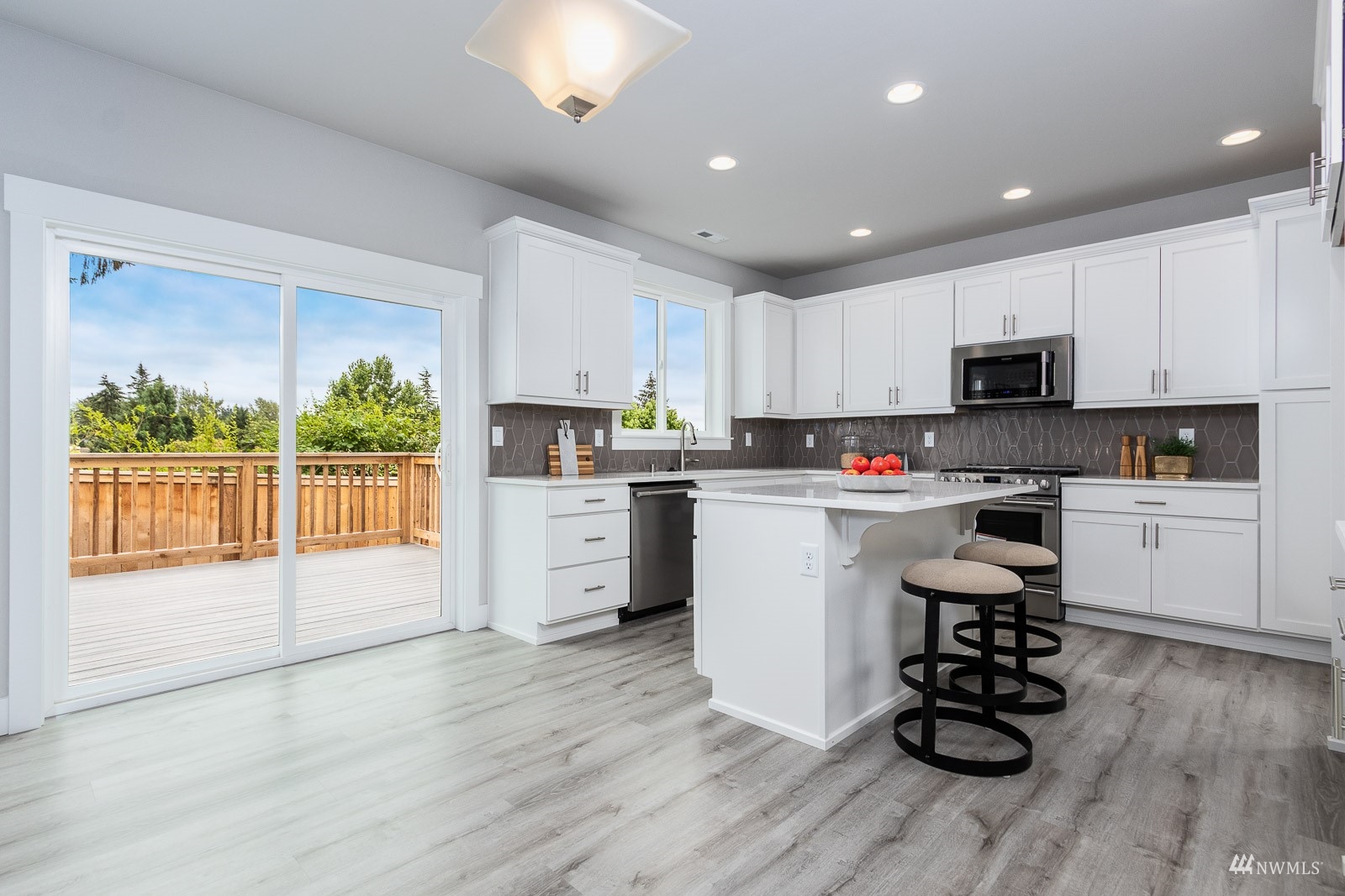 2515 Northeast 5th Place Renton, WA 98056 - Photo 5 of 25