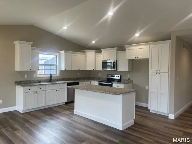 $349,900 | 231 Broch Tuarach Place, Jackson, MO 63755