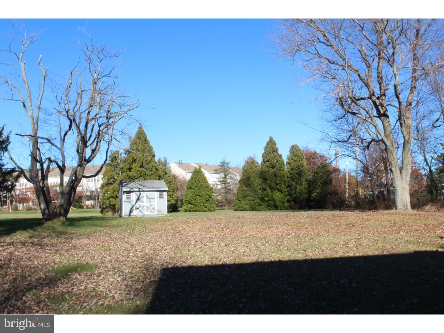 2221 Oakfield Road Warrington, PA 18976 - Photo 17 of 18 Gallery Image 17
