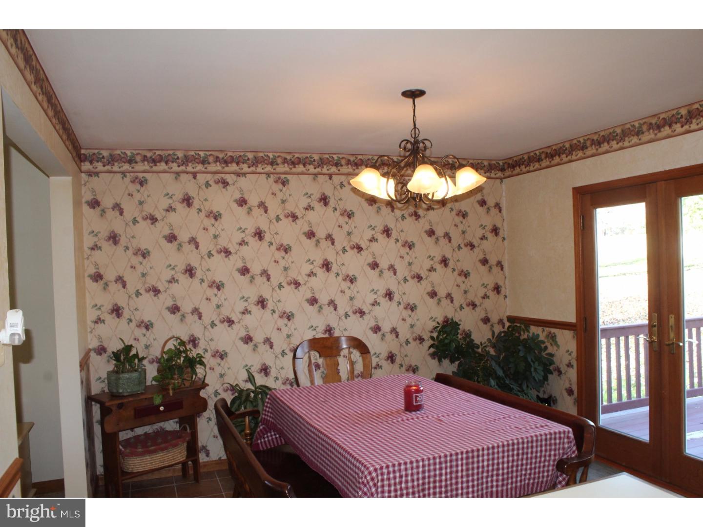 2221 Oakfield Road Warrington, PA 18976 - Photo 7 of 18 Gallery Image 7