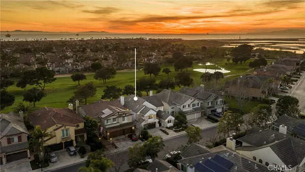 $3,498,000 | 6300 Forester Drive, Huntington Beach, CA 92648