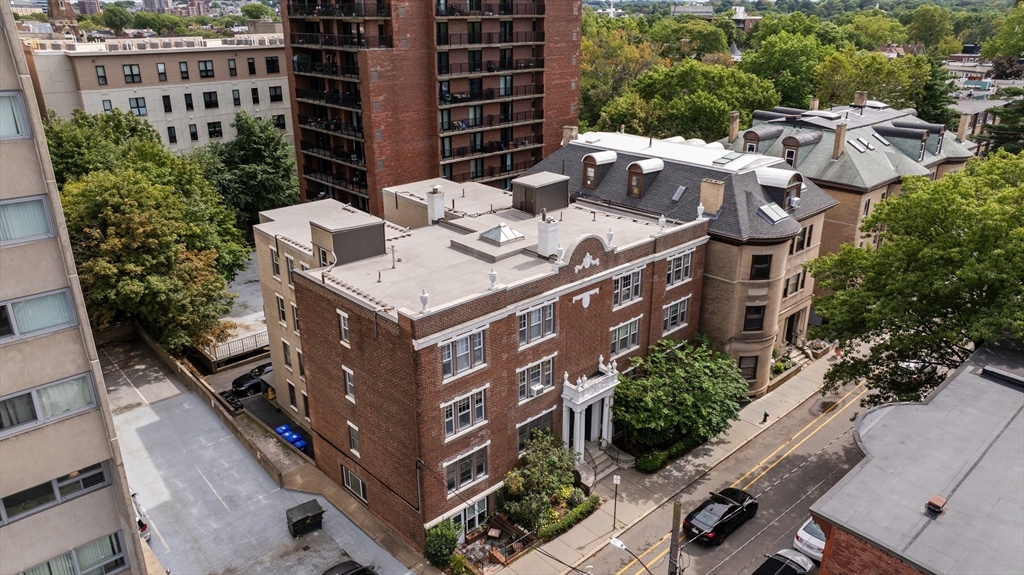 125 Park Street, Unit 6 Brookline, MA 02446 - Photo 27 of 30