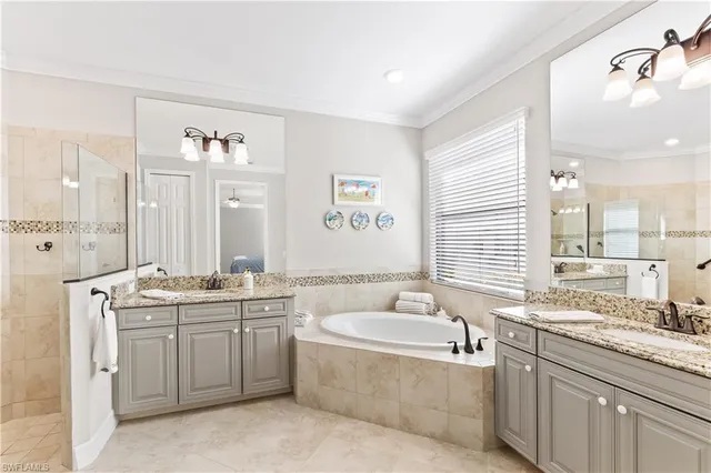 $844,000 | 12735 Kinross Lane, Naples, FL 34120