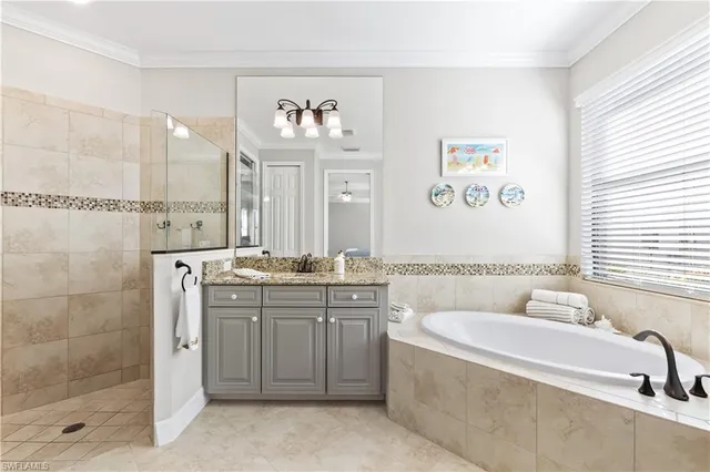 $844,000 | 12735 Kinross Lane, Naples, FL 34120