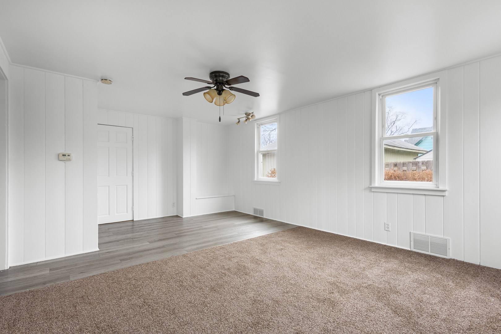 208 Moseley Street Elgin, IL 60123 - Photo 18 of 23