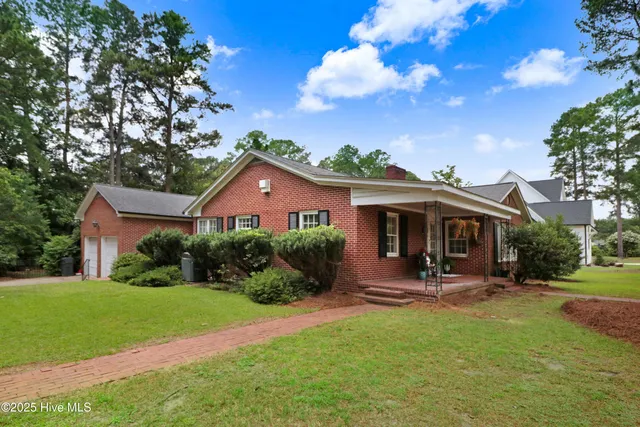 $549,900 | 1714 East Walnut Street, Goldsboro, NC 27530