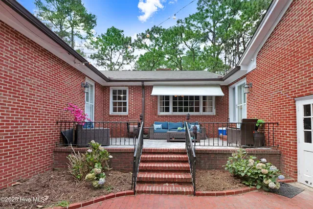 $549,900 | 1714 East Walnut Street, Goldsboro, NC 27530