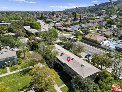 $637,500 | 5464 Village Green, Los Angeles, CA 90016
