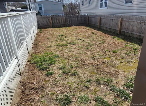 $229,000 | 68 Revere Drive, Bohemia, NY 11716