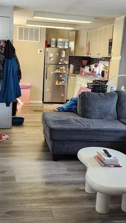 $229,000 | 68 Revere Drive, Bohemia, NY 11716