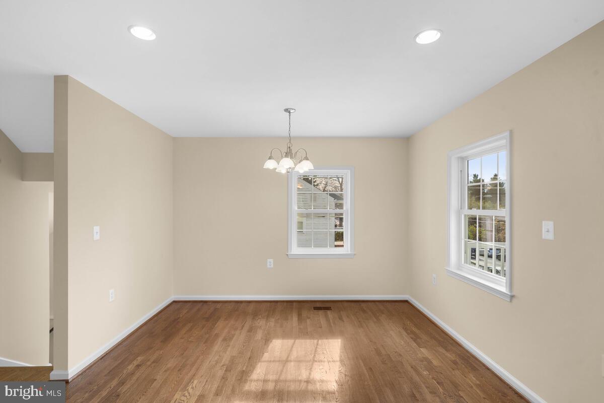 11811 Dewey Road Silver Spring, MD 20906 - Photo 13 of 61