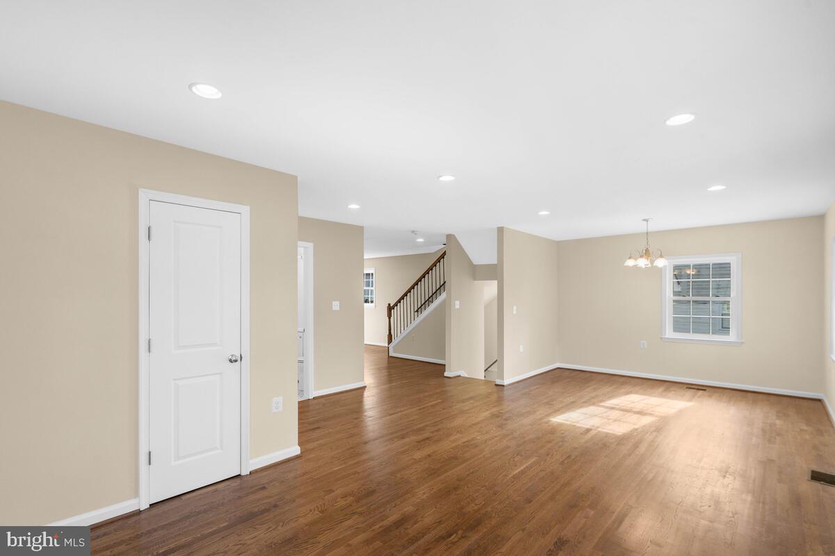 11811 Dewey Road Silver Spring, MD 20906 - Photo 16 of 61