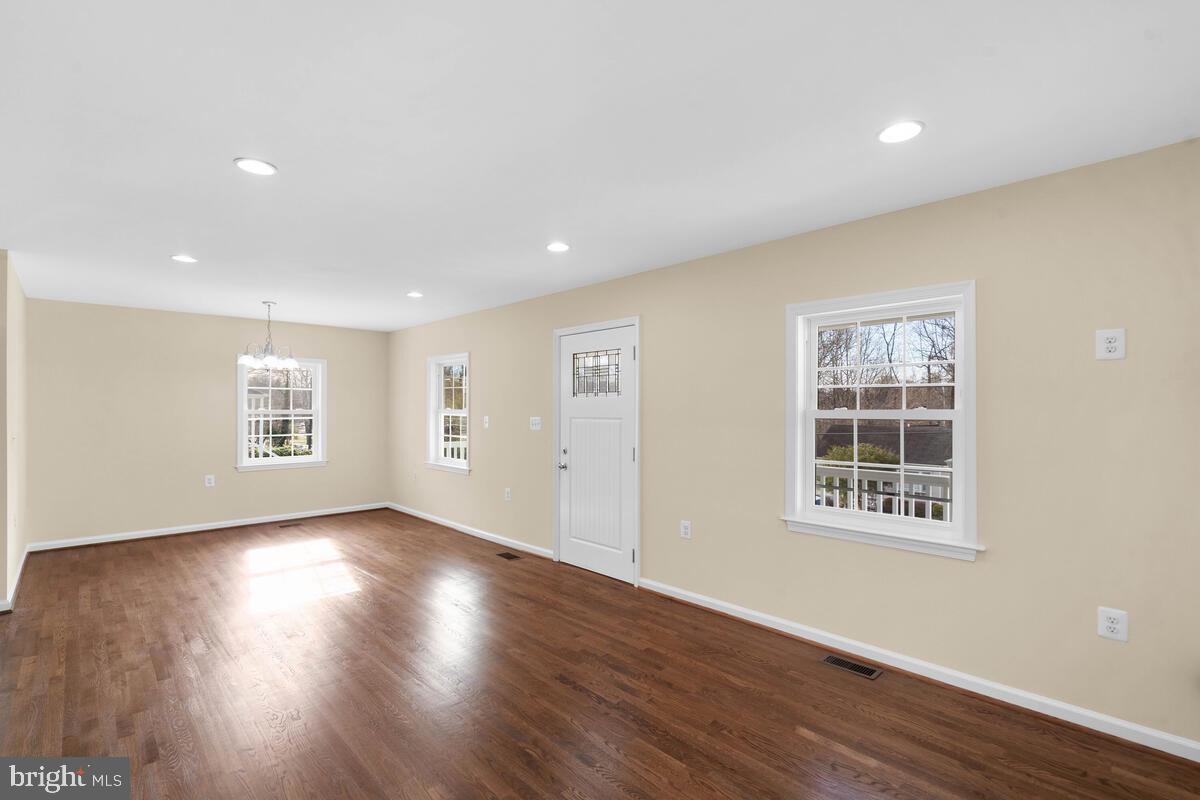 11811 Dewey Road Silver Spring, MD 20906 - Photo 17 of 61