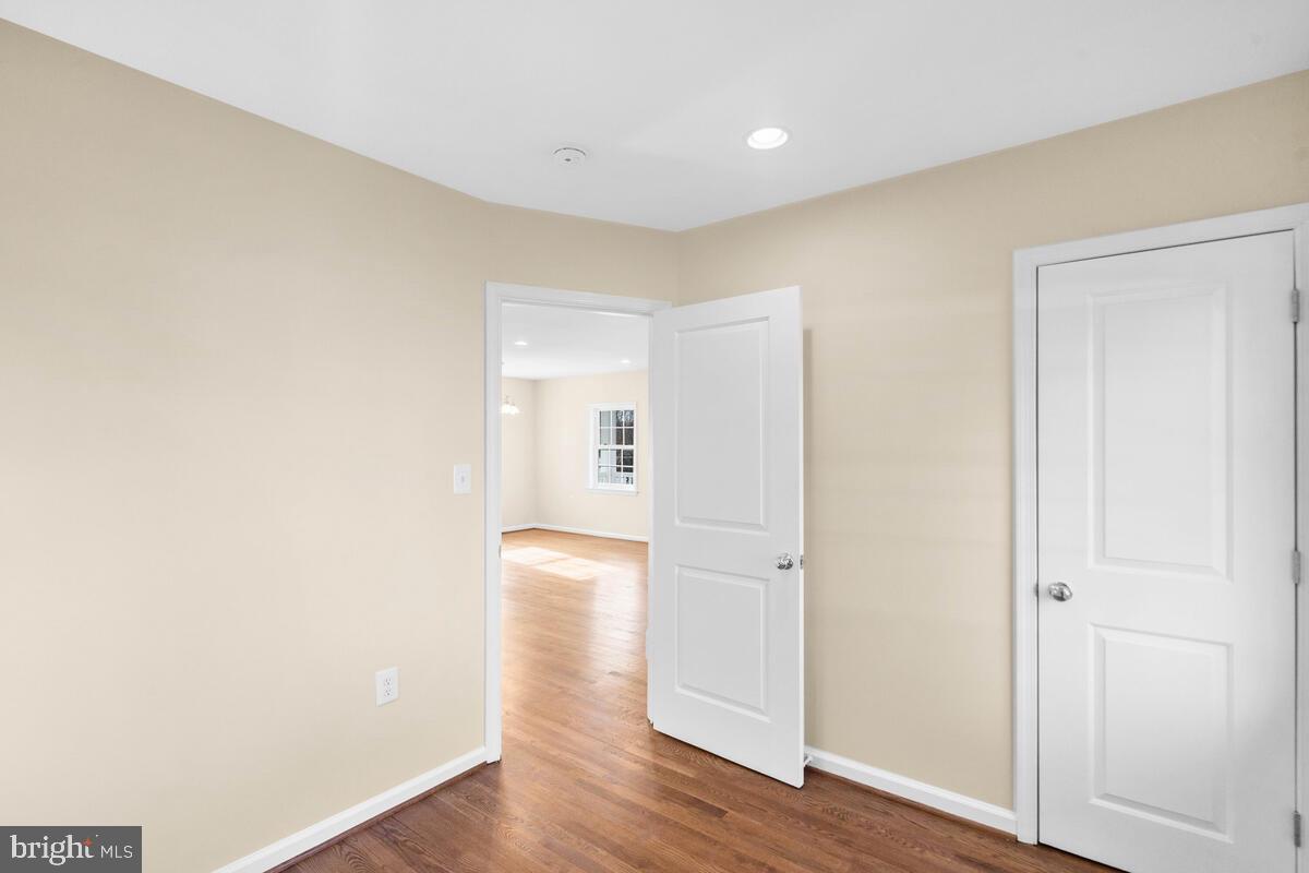 11811 Dewey Road Silver Spring, MD 20906 - Photo 21 of 61