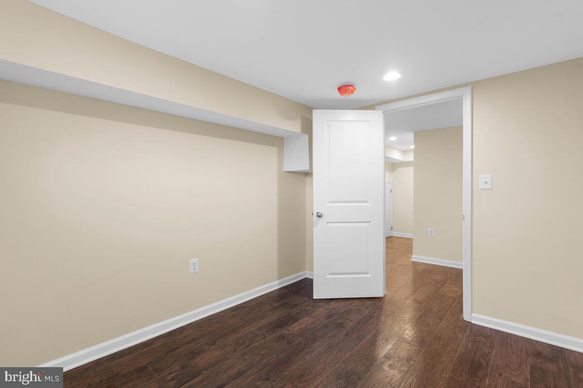 11811 Dewey Road Silver Spring, MD 20906 - Photo 39 of 61