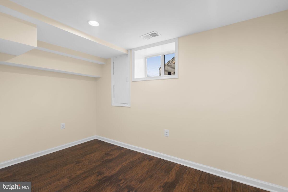 11811 Dewey Road Silver Spring, MD 20906 - Photo 49 of 61