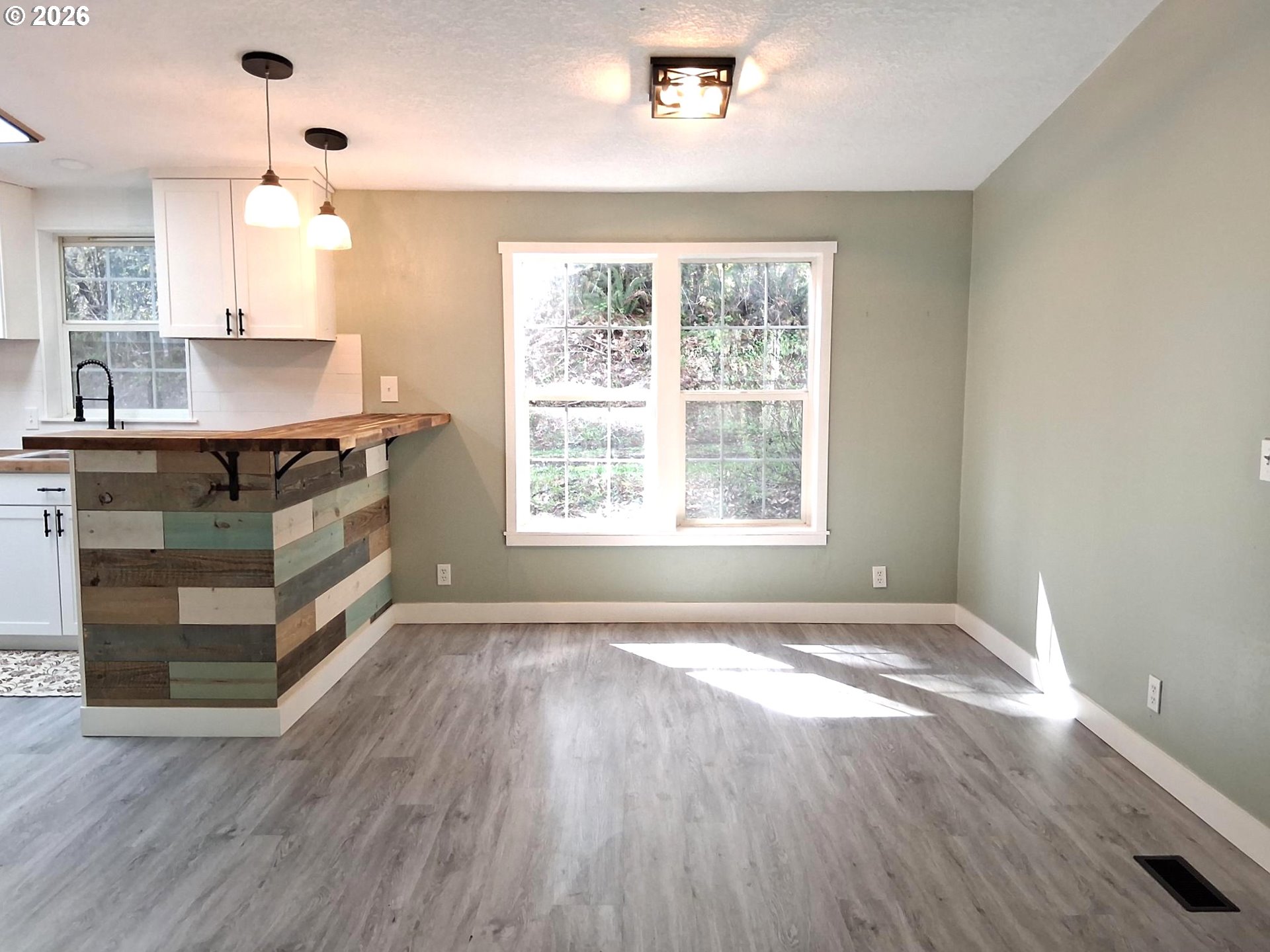 50269 Southwest Hebo Road Grand Ronde, OR 97347 - Photo 11 of 48 Dining Room
