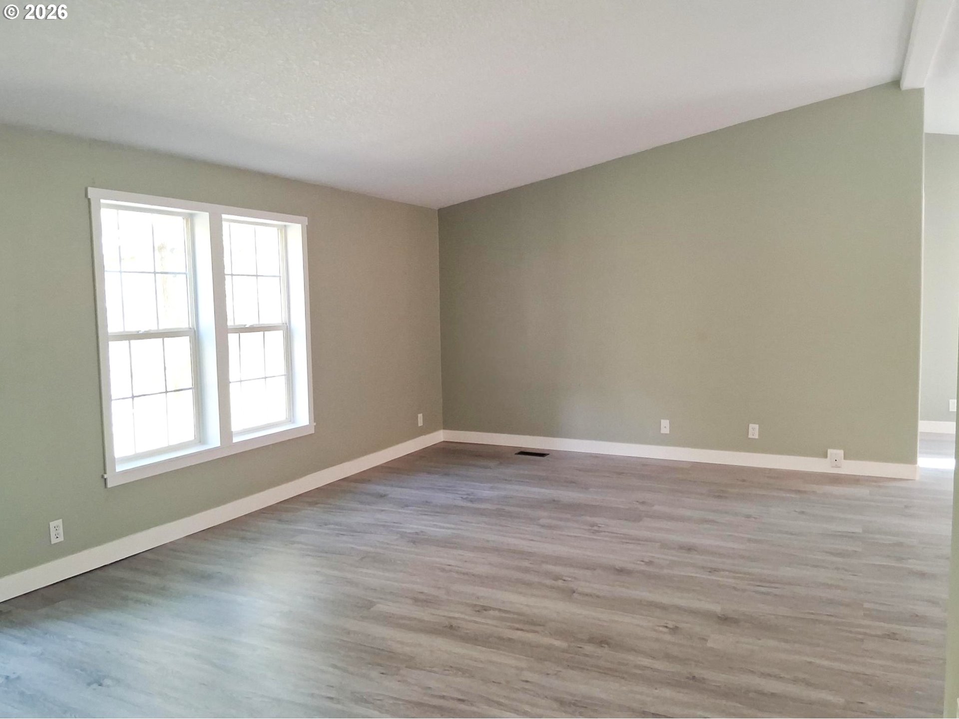 50269 Southwest Hebo Road Grand Ronde, OR 97347 - Photo 5 of 48 Living Room