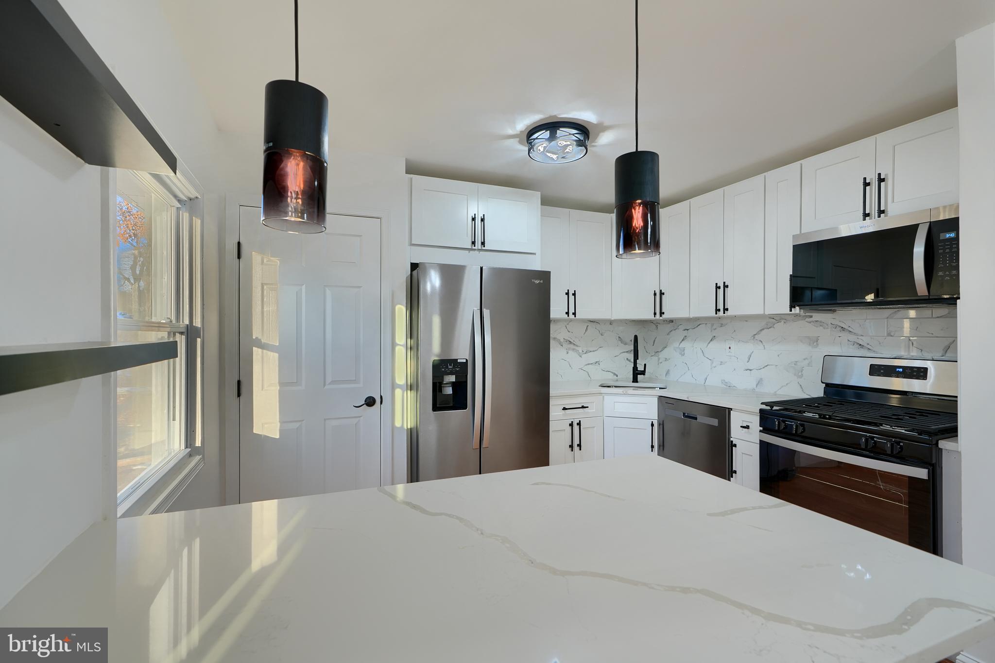 3402 Kelox Road Baltimore, MD 21207 - Photo 13 of 50
