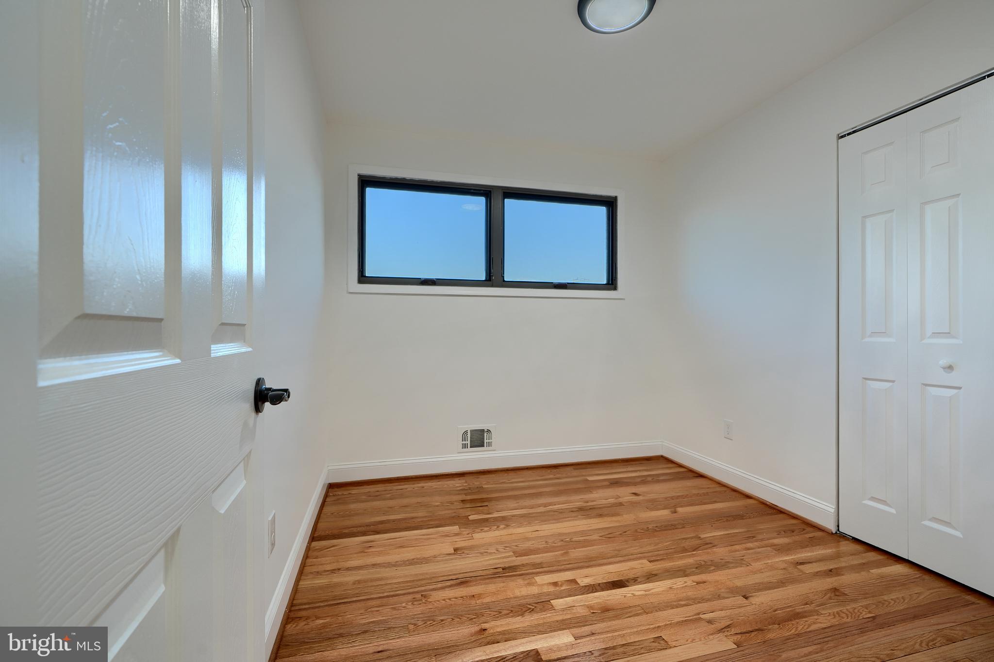 3402 Kelox Road Baltimore, MD 21207 - Photo 18 of 50