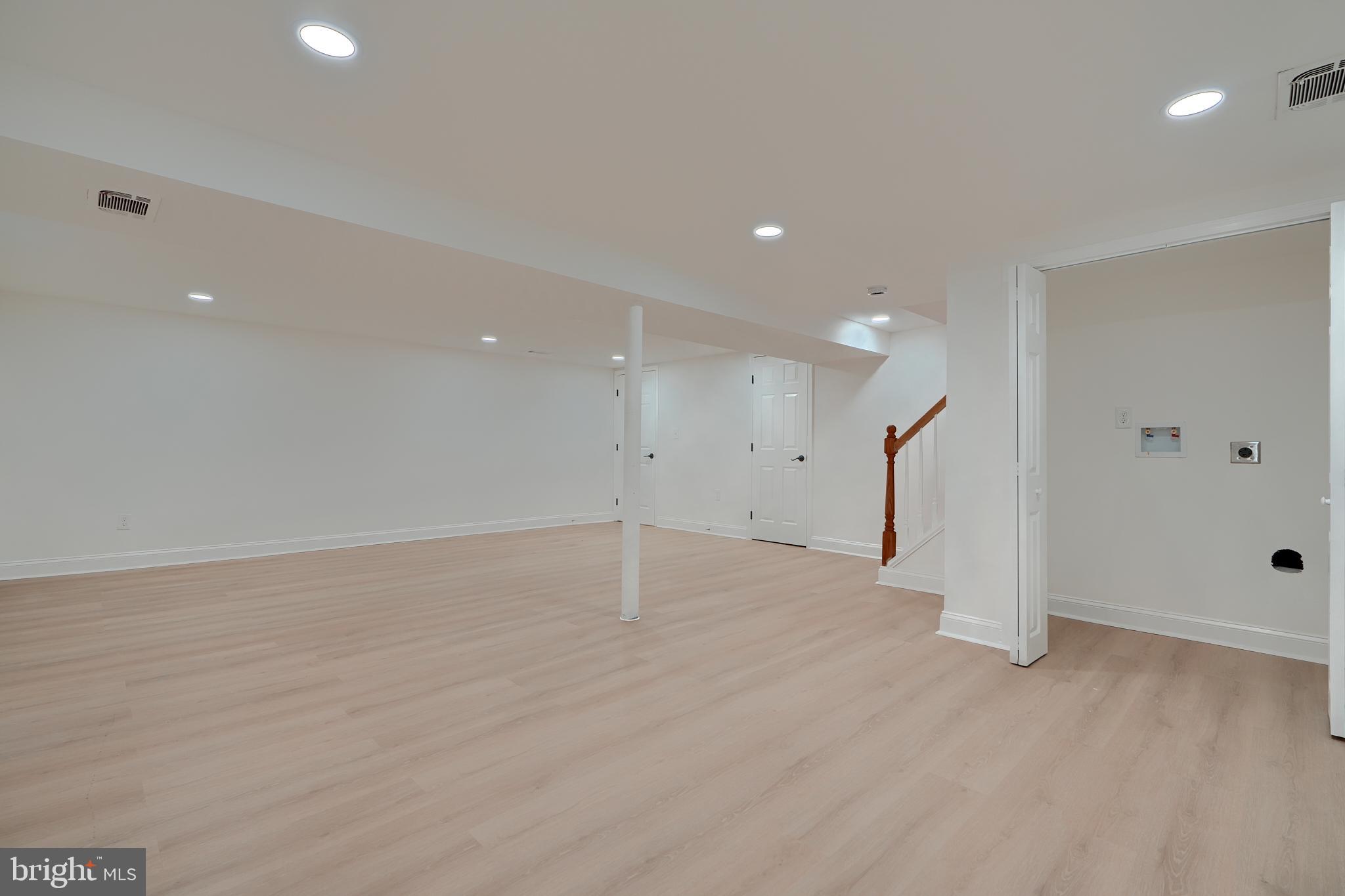 3402 Kelox Road Baltimore, MD 21207 - Photo 37 of 50