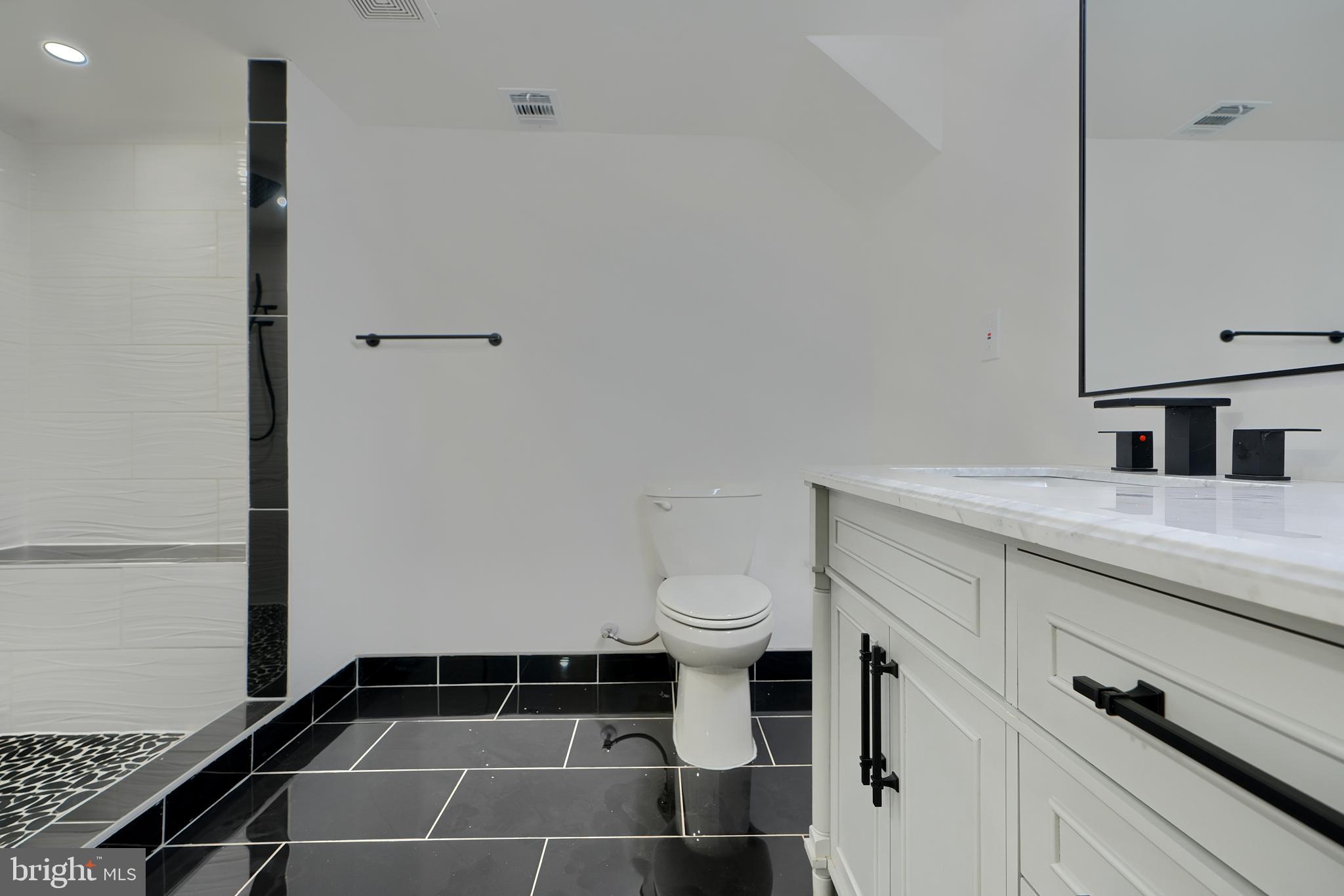 3402 Kelox Road Baltimore, MD 21207 - Photo 45 of 50