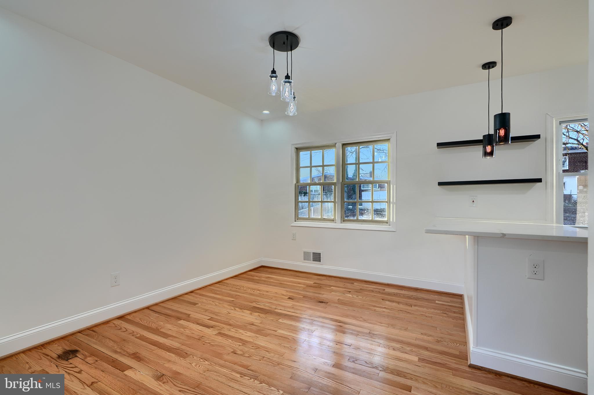 3402 Kelox Road Baltimore, MD 21207 - Photo 8 of 50
