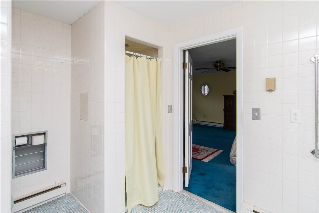 66 Lakeview Road Lincoln, RI 02865 - Photo 14 of 32 Gallery Image 14