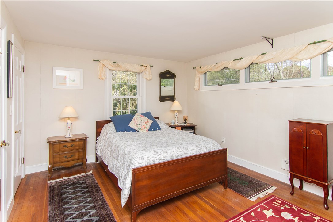 66 Lakeview Road Lincoln, RI 02865 - Photo 15 of 32 Gallery Image 15