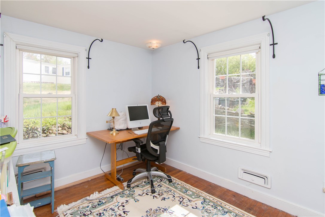 66 Lakeview Road Lincoln, RI 02865 - Photo 16 of 32 Gallery Image 16