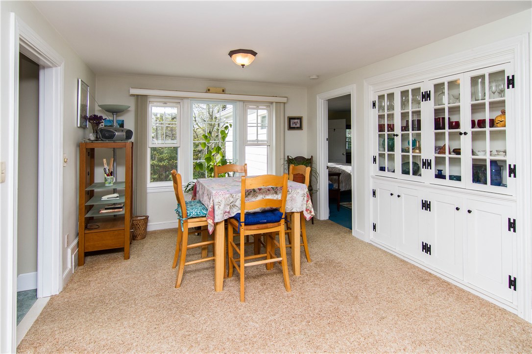 66 Lakeview Road Lincoln, RI 02865 - Photo 9 of 32 Gallery Image 9