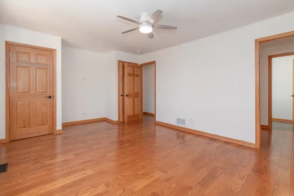 $425,000 | 39763 North Rena Avenue, Antioch, IL 60002