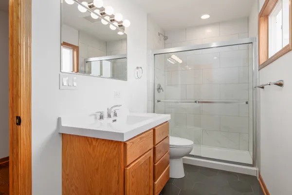 $425,000 | 39763 North Rena Avenue, Antioch, IL 60002